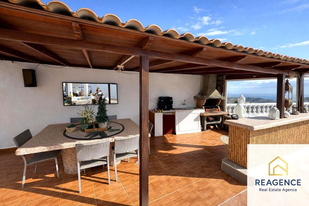 Luxury House for sale in El Salobre, 1 500 000 €, Photo 4