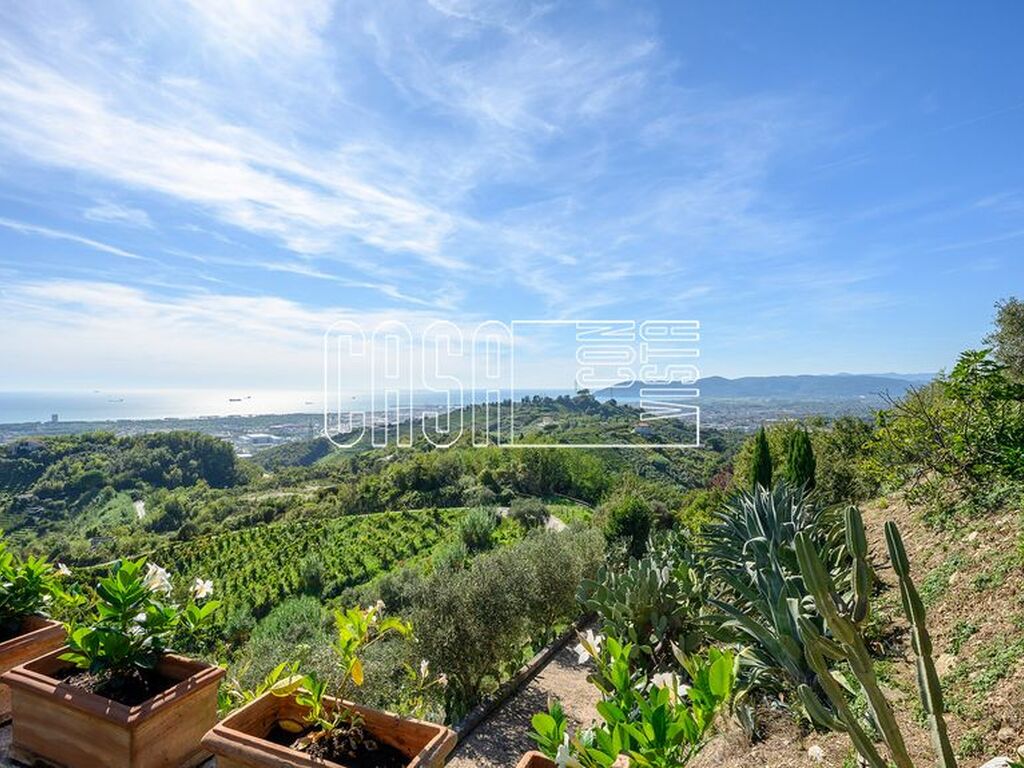 Luxury House for sale in Massa, 900 000 €, Photo 6