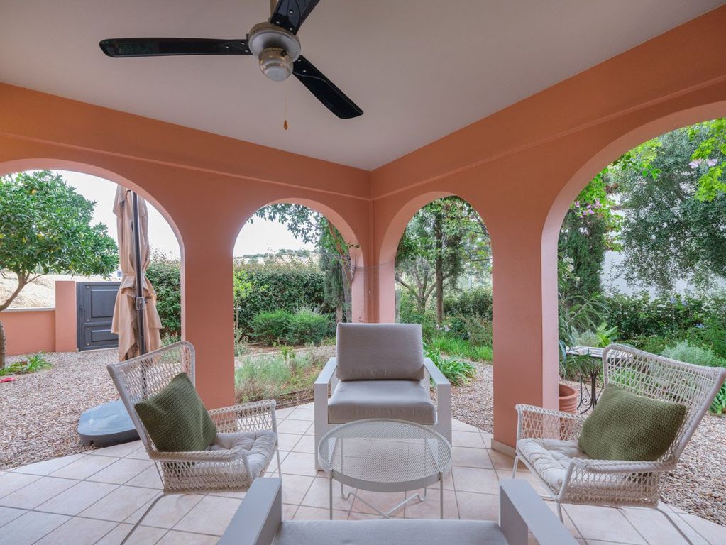 Maison de luxe à vendre à Markópoulo, 650 000 €, Photo 2