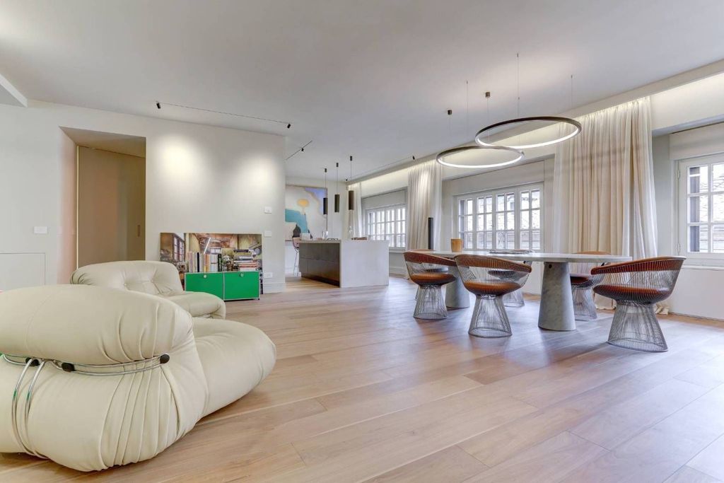 Luxury Apartment for sale in Rome, 4 390 000 €, Photo 2