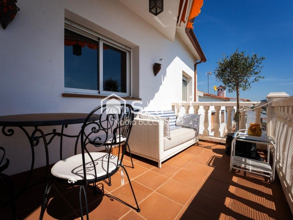 Maison de luxe à vendre à Sant Cebrià de Vallalta, 415 000 €, Photo 3