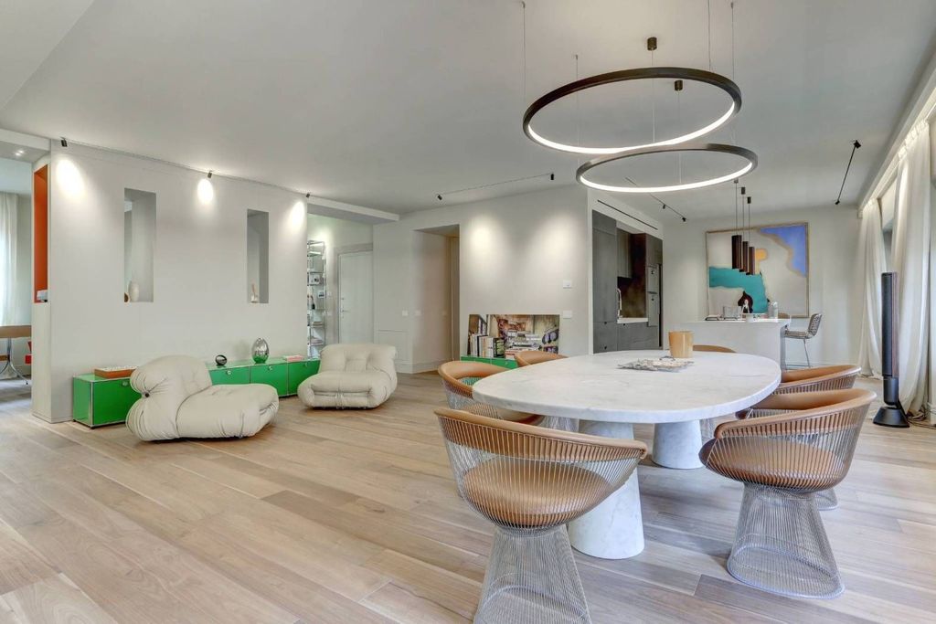 Luxury Apartment for sale in Rome, 4 390 000 €, Photo 3