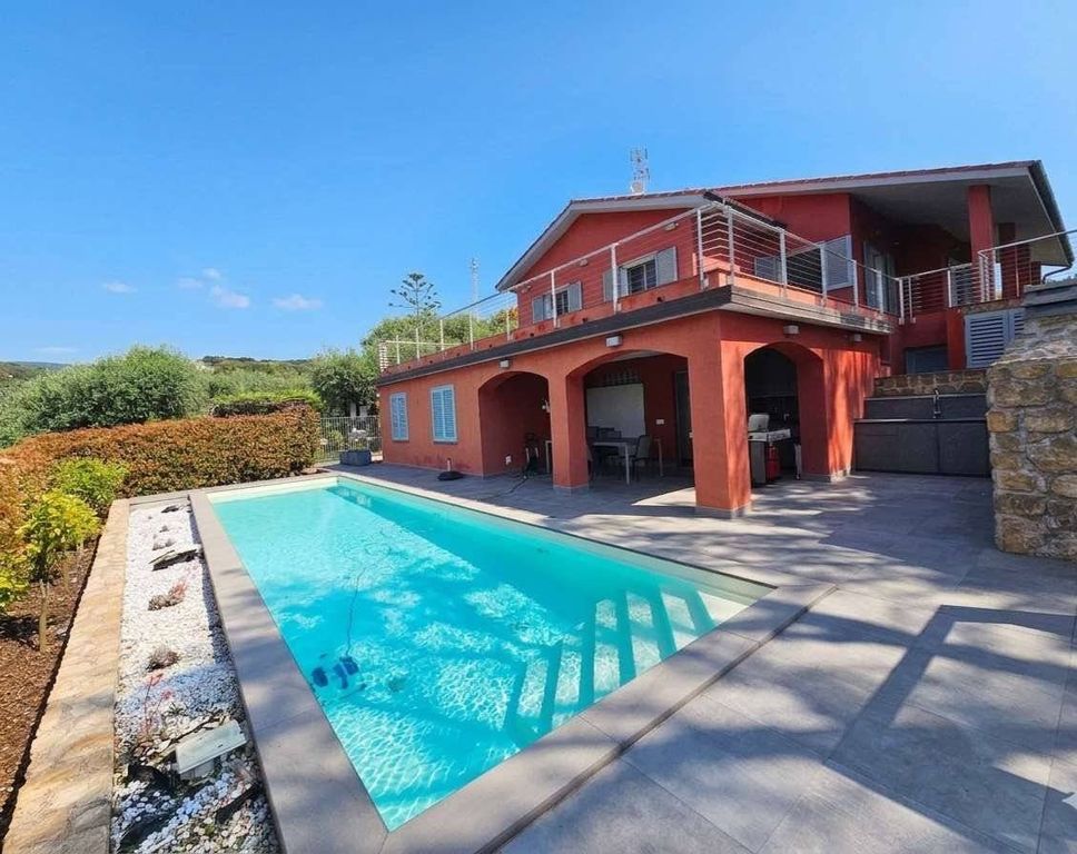 Maison de luxe à vendre à Diano Marina, 1 900 000 €, Photo 1