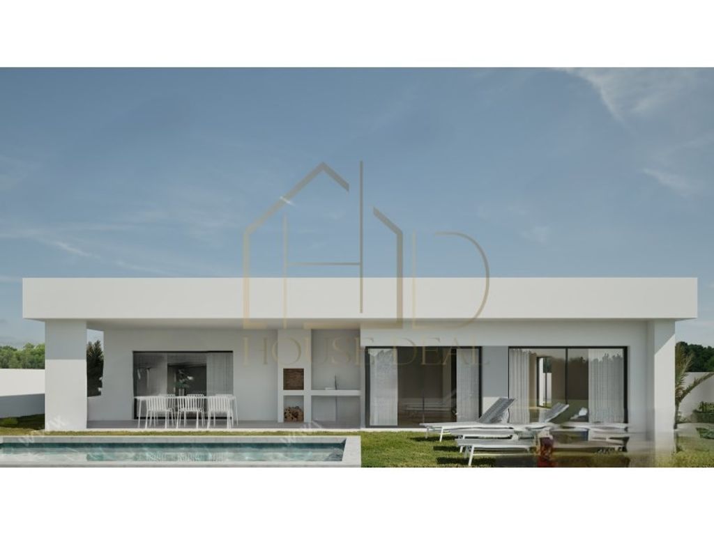 Luxury House for sale in Seixal, 748 000 €, Photo 1