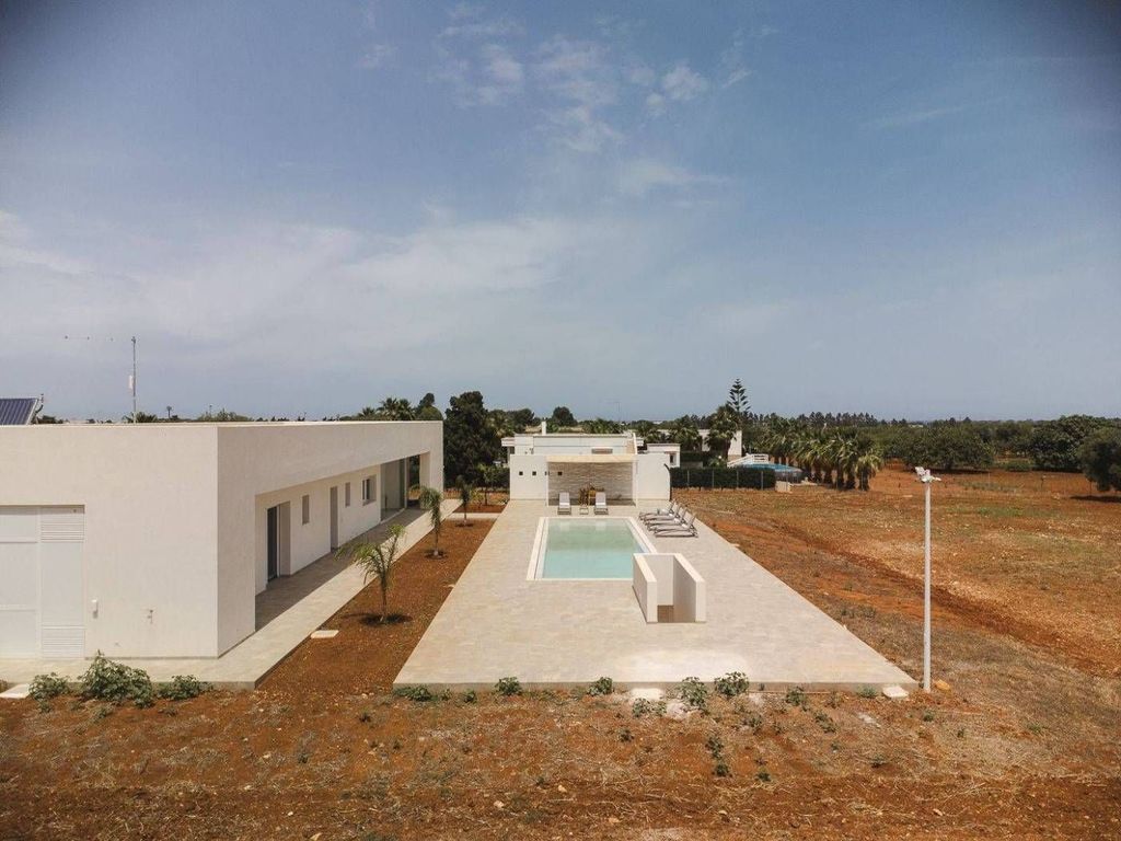 Maison de luxe à vendre à Carovigno, 845 000 €, Photo 3