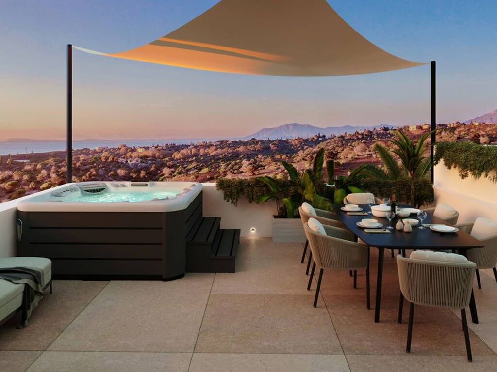 Maison de luxe à vendre à Marbella, 1 300 000 €, Photo 1
