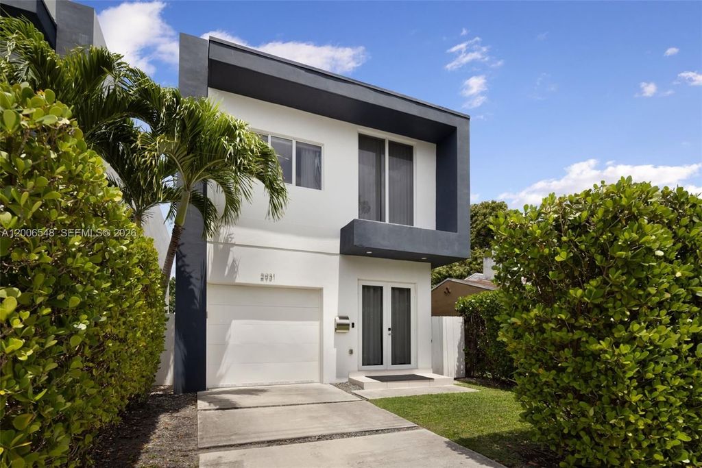 Luxury House for sale in Miami, 1 068 706 €, Photo 1