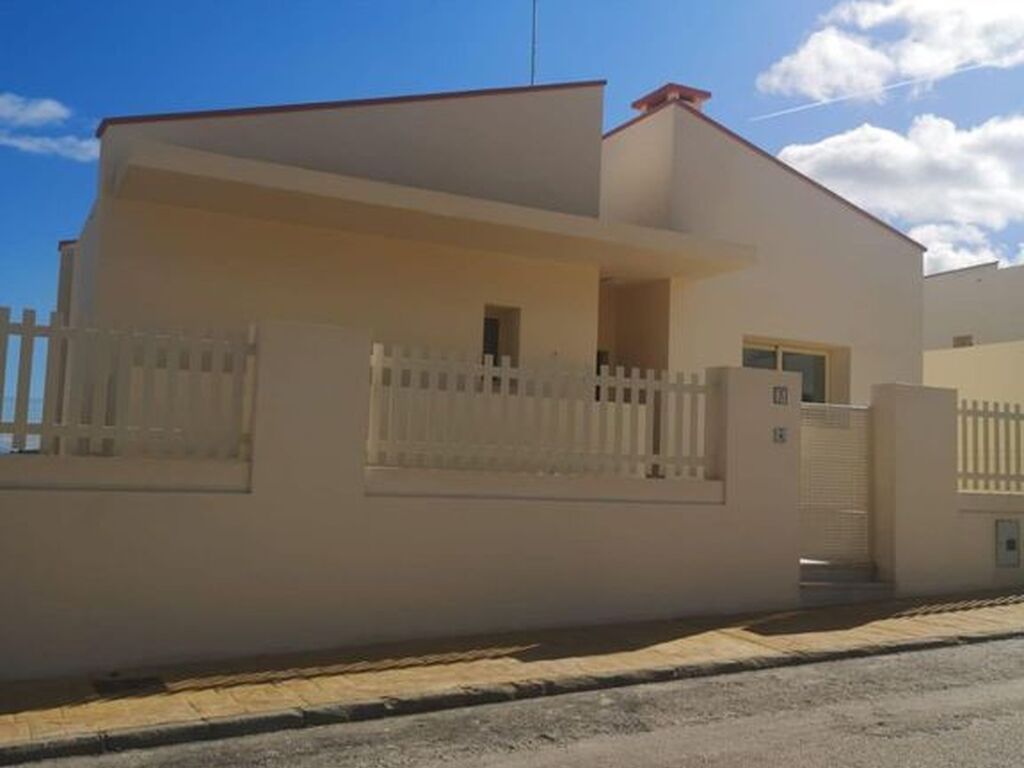 Luxury House for sale in Coín, 419 000 €, Photo 1