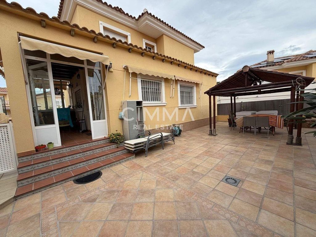 Maison de luxe à vendre à La Nucia, 550 000 €, Photo 4