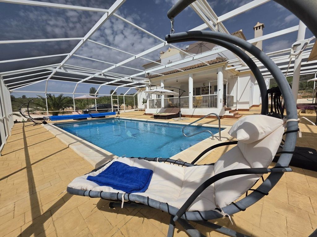 Maison de luxe à vendre à Pinoso, 574 995 €, Photo 1