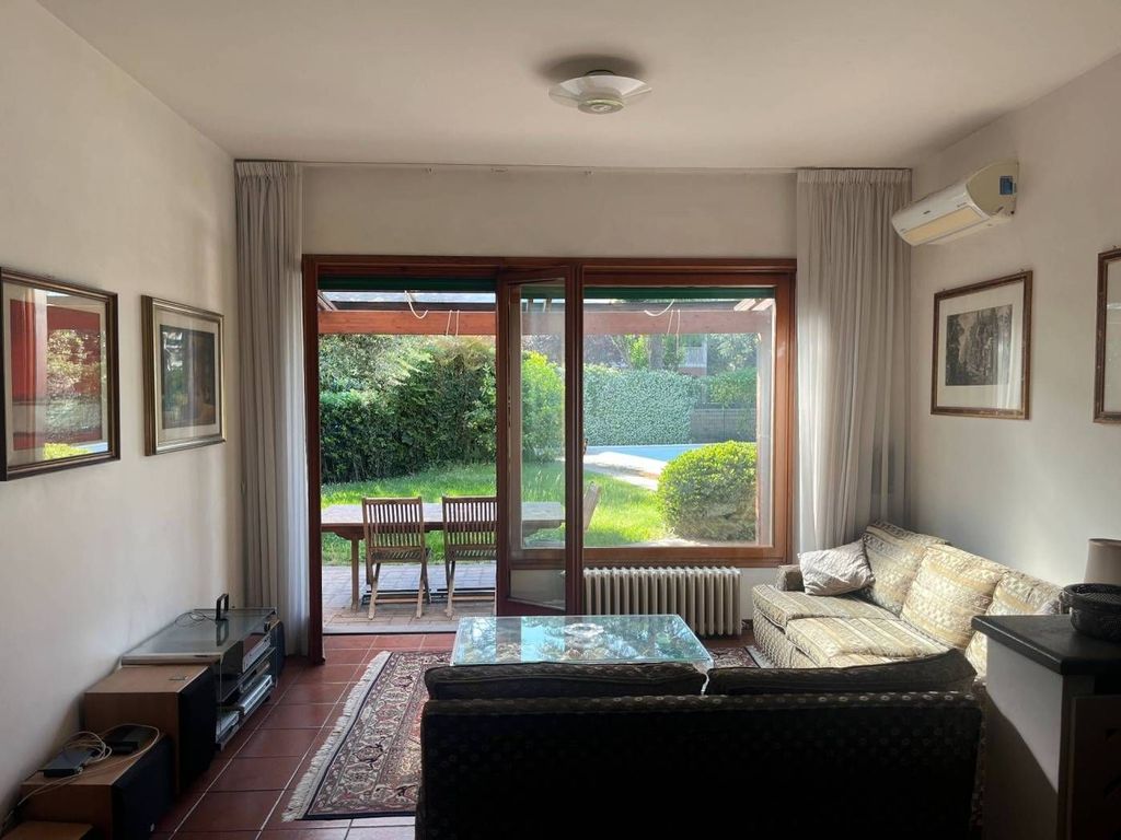 Maison de luxe à vendre à Rome, 585 000 €, Photo 5