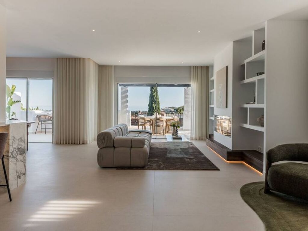 Luxury Apartment for sale in Nueva Andalucia, 1 695 000 €, Photo 3