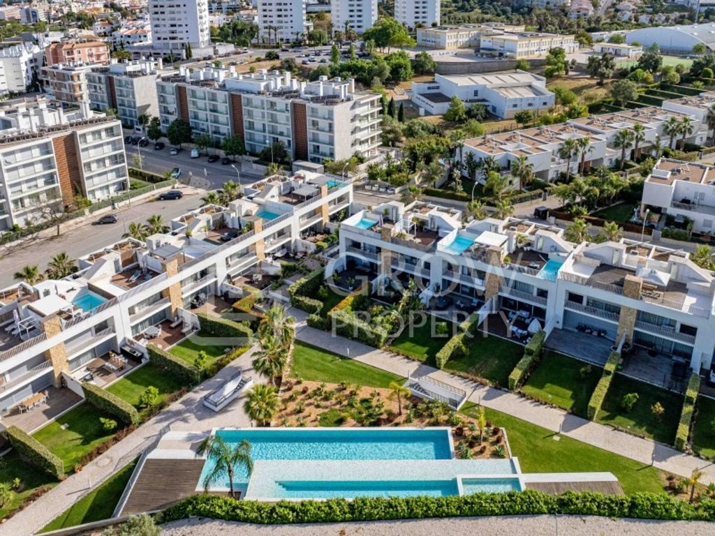 Maison de luxe à vendre à Albufeira, 975 000 €, Photo 1