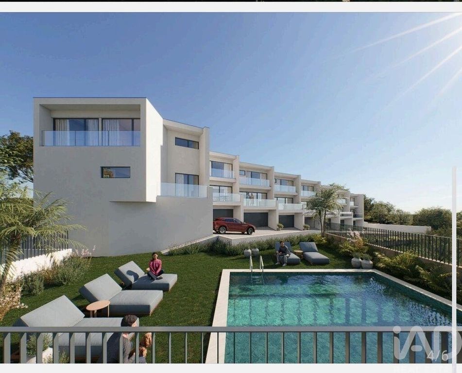 Luxury House for sale in Gondomar, 590 000 €, Photo 1