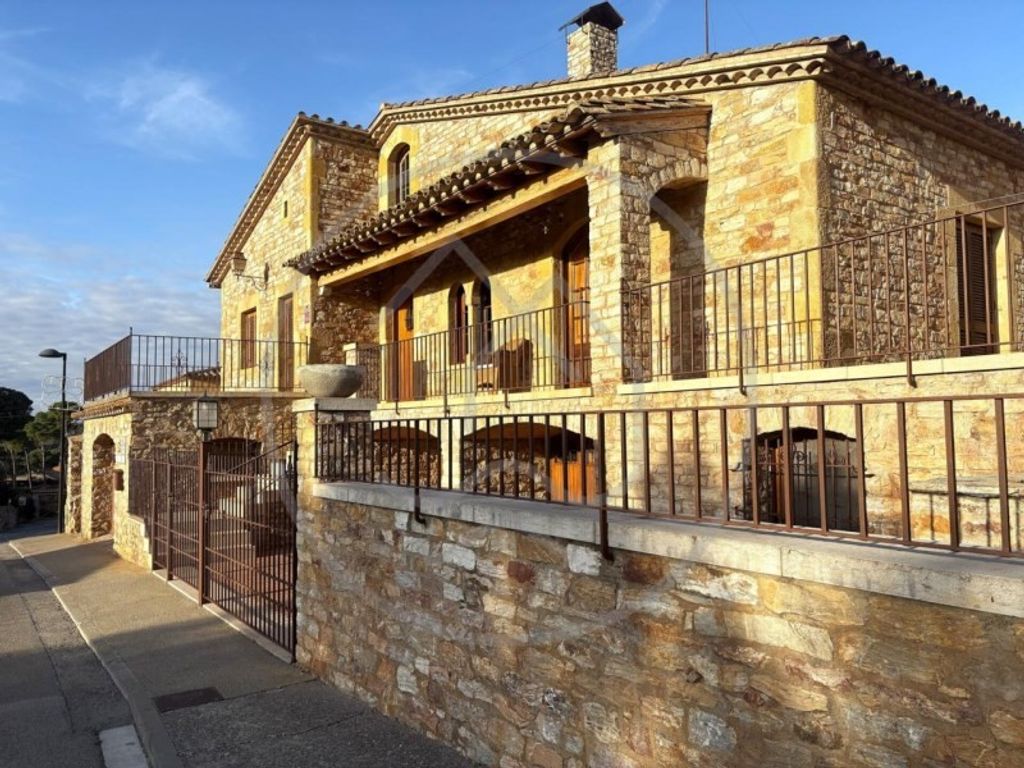 Maison de luxe à vendre à Begur, 1 300 000 €, Photo 1
