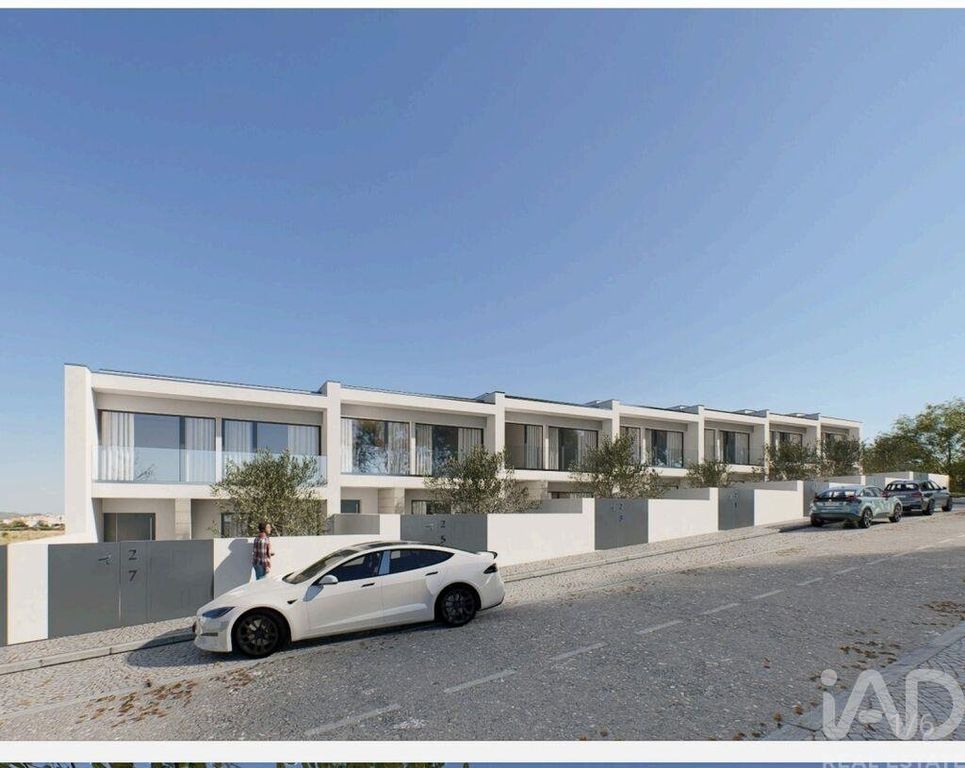 Luxury House for sale in Gondomar, 590 000 €, Photo 2