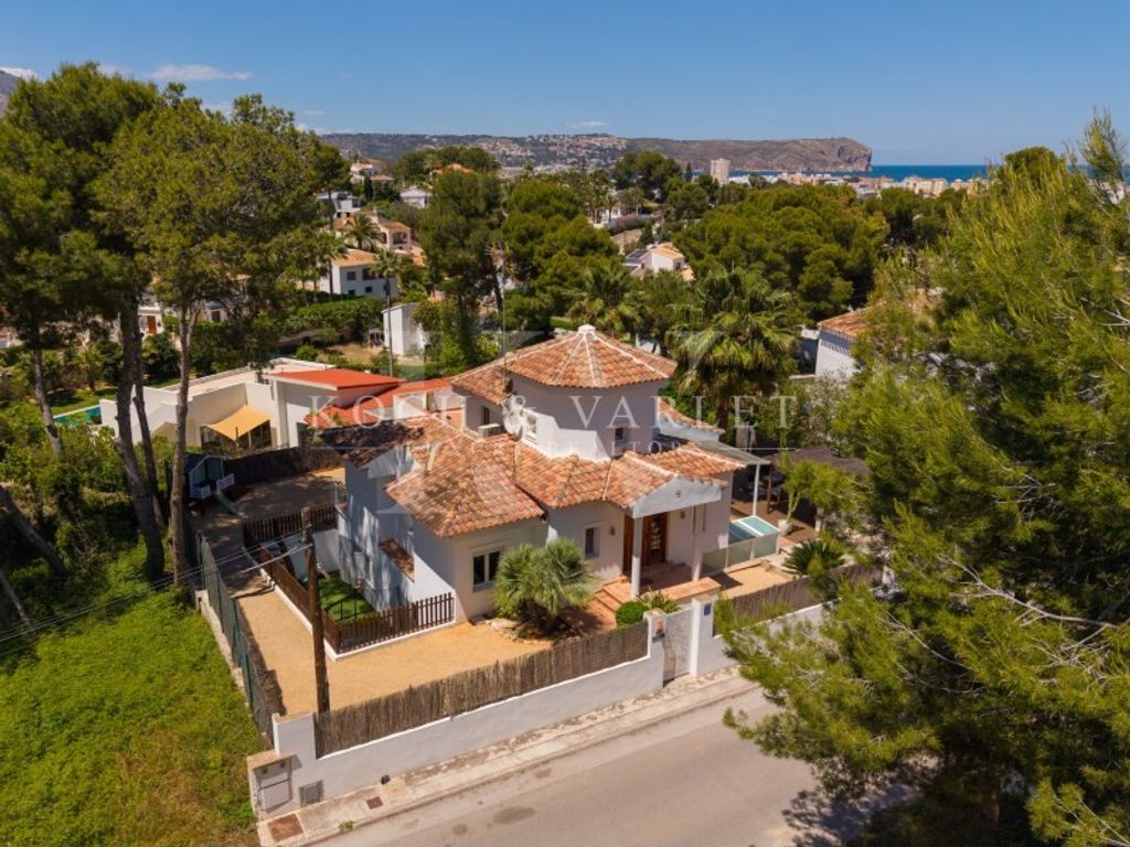 Luxury House for sale in Javea, 995 000 €, Photo 2