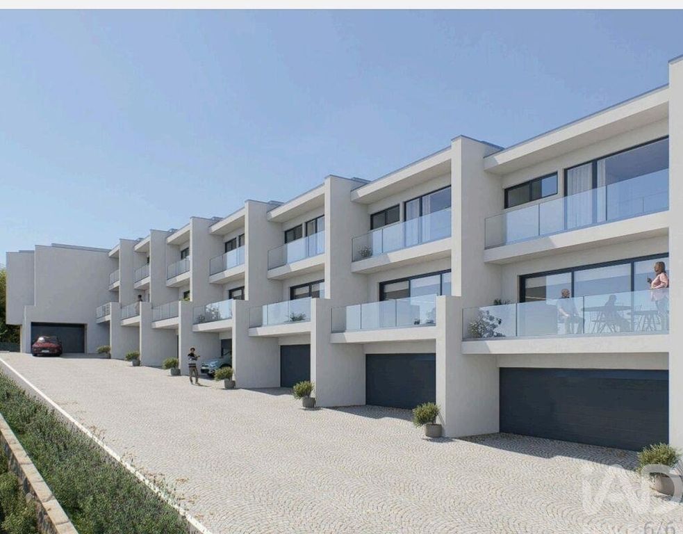 Luxury House for sale in Gondomar, 630 000 €, Photo 3