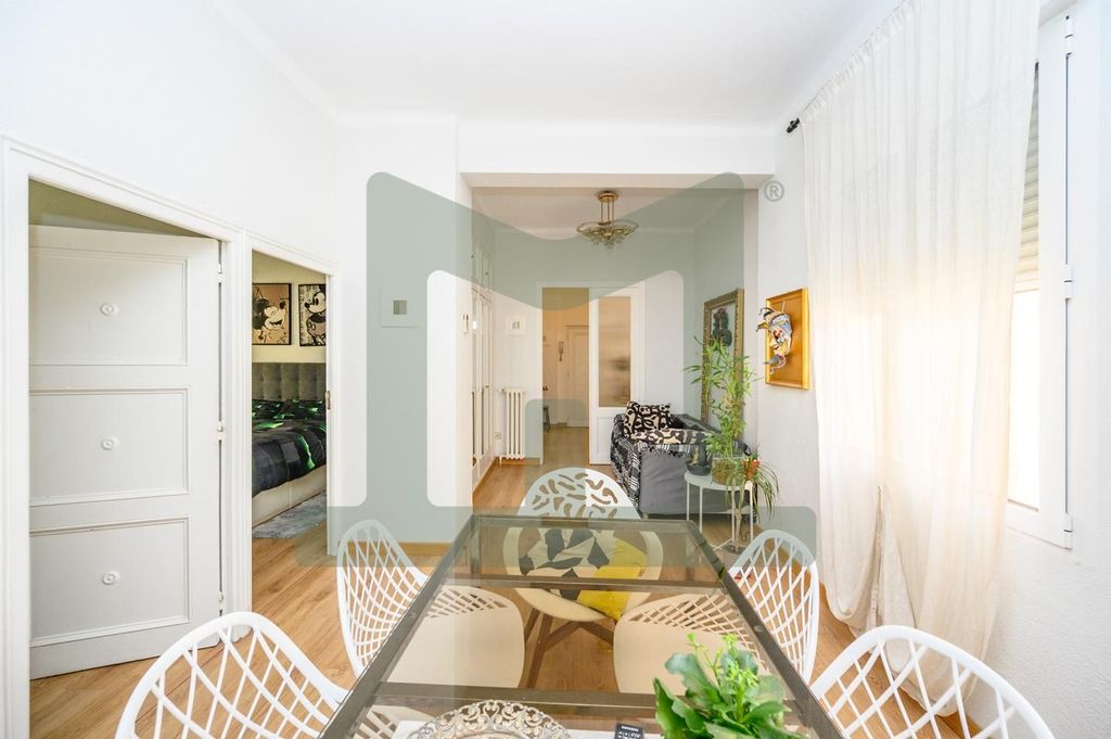 Luxury Apartment for sale in Madrid, 780 000 €, Photo 4