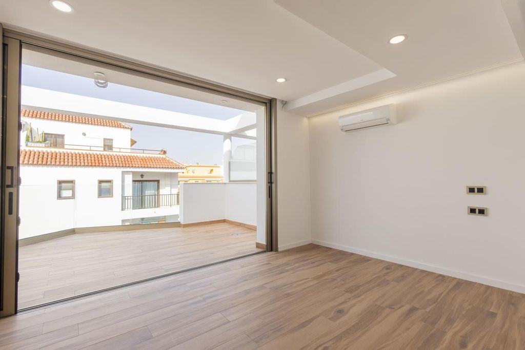Appartement de luxe à vendre à Santiago Del Teide, 445 000 €, Photo 1