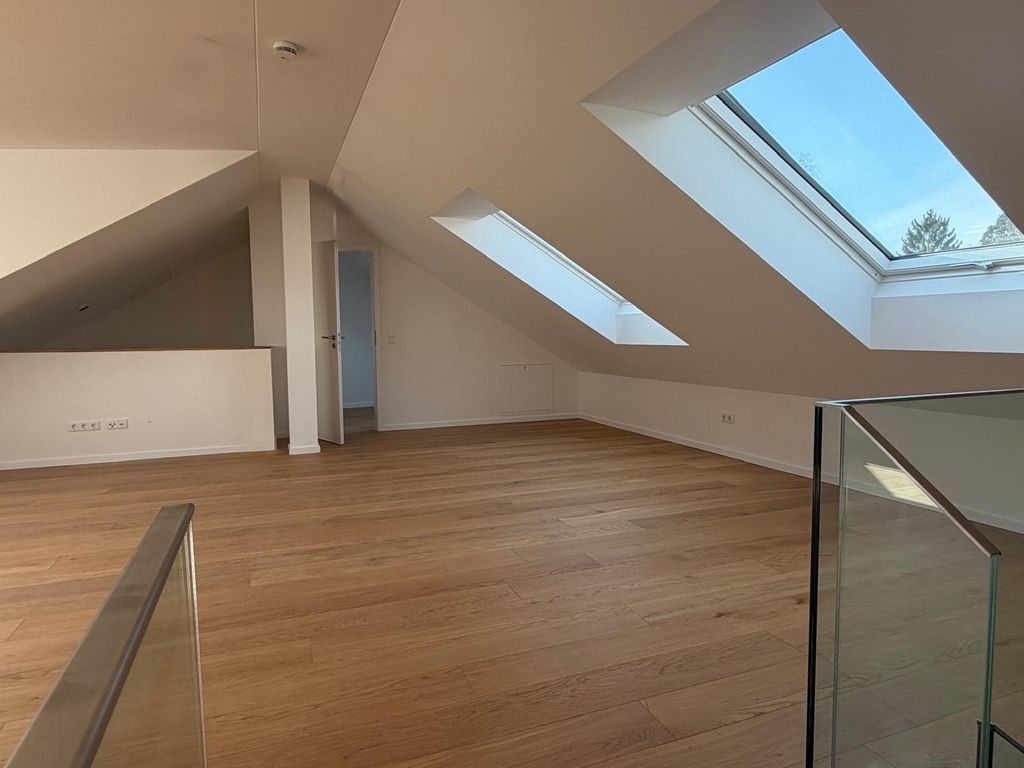 Luxury Apartment for sale in Munich, 899 000 €, Photo 3