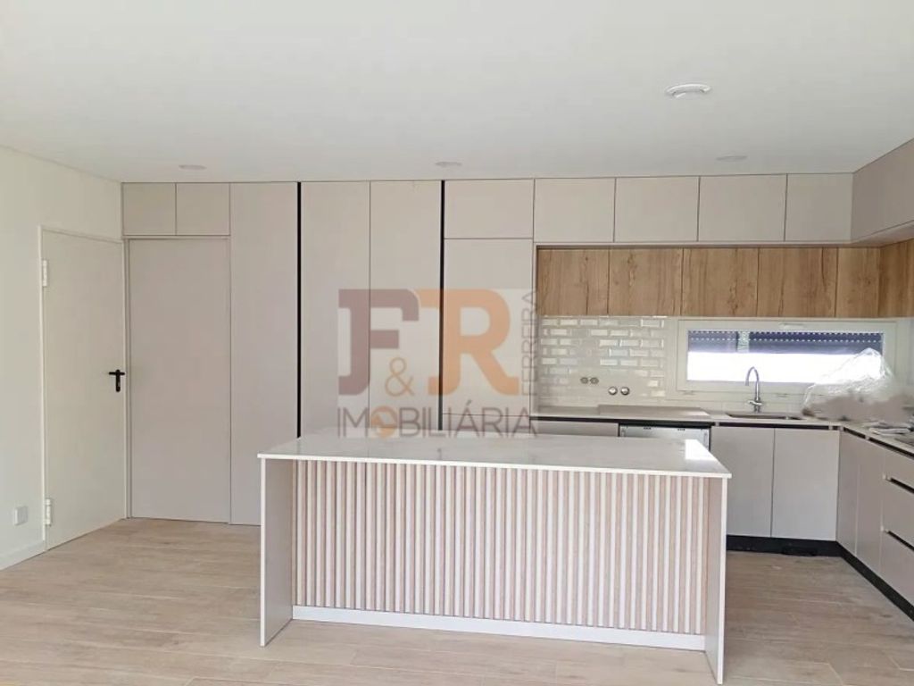 Luxury House for sale in Seixal, 550 000 €, Photo 4