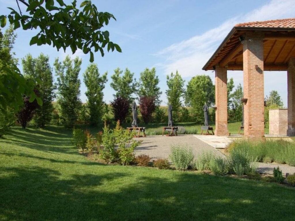 Luxury House for sale in Calendasco, 1 500 000 €, Photo 1