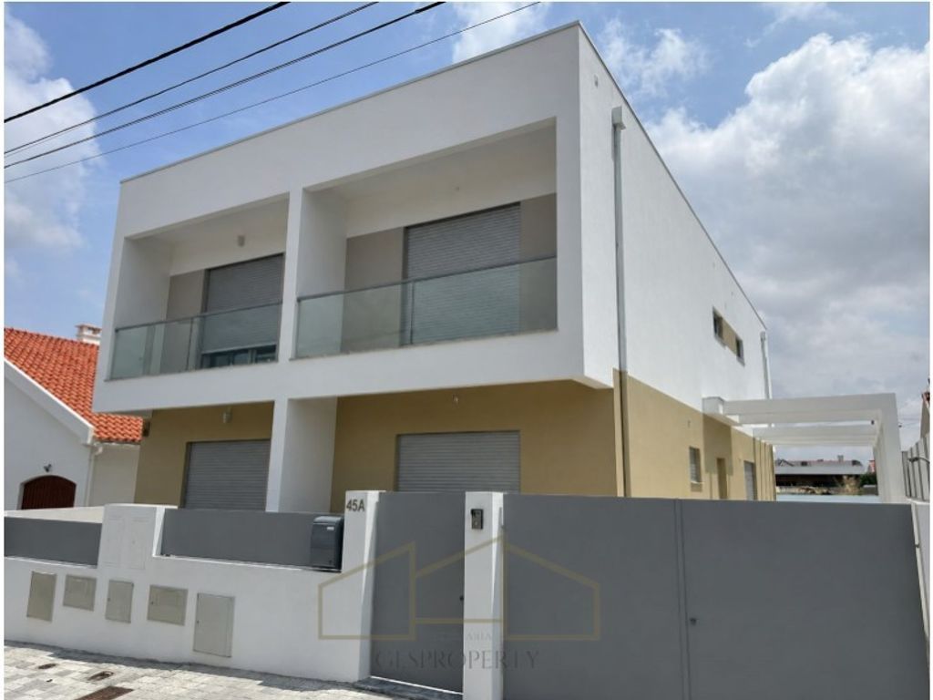 Luxury House for sale in Seixal, 485 000 €, Photo 4