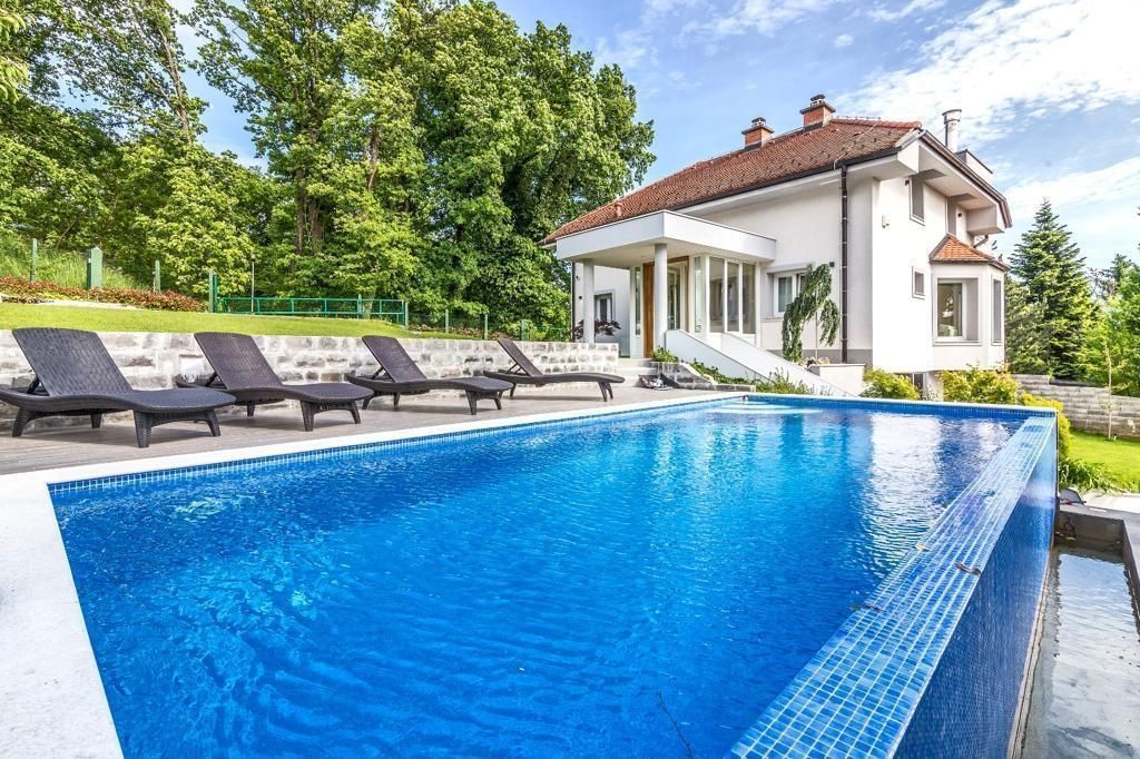 Maison de luxe à vendre à Šestine, 1 950 000 €, Photo 2