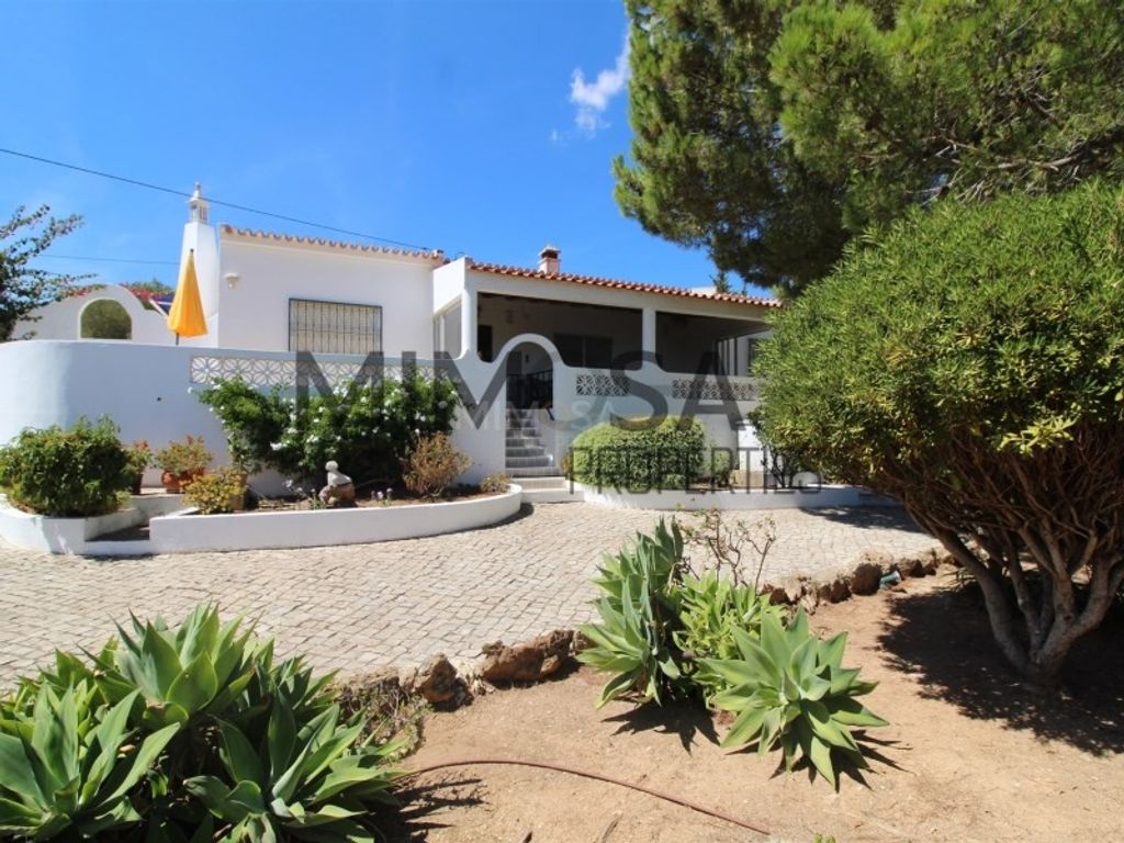Luxury House for sale in Lagos, 1 100 000 €, Photo 2