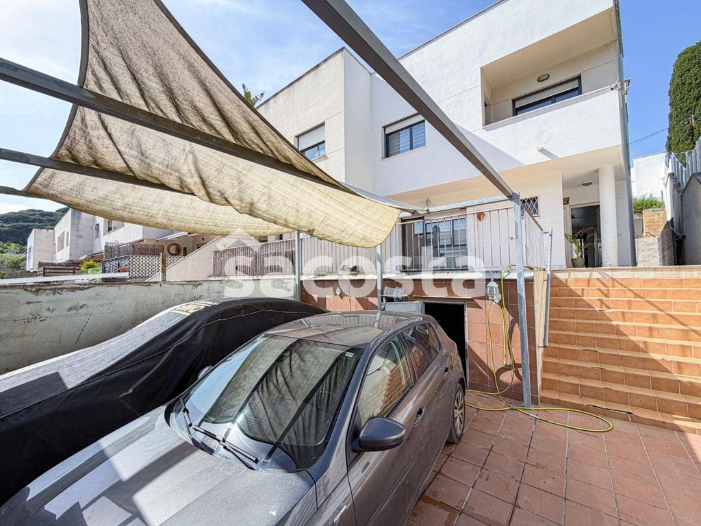 Maison de luxe à vendre à Canet de Mar, 650 000 €, Photo 3