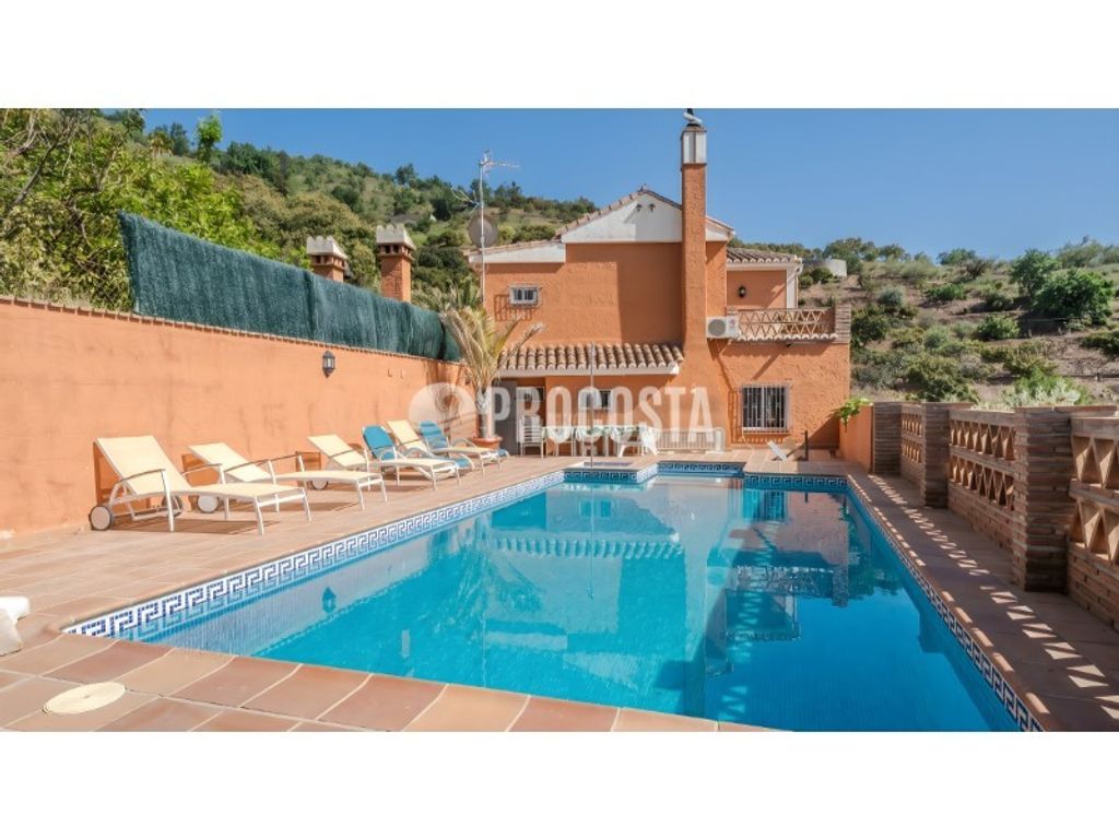 Maison de luxe à vendre à Jete, 515 000 €, Photo 1