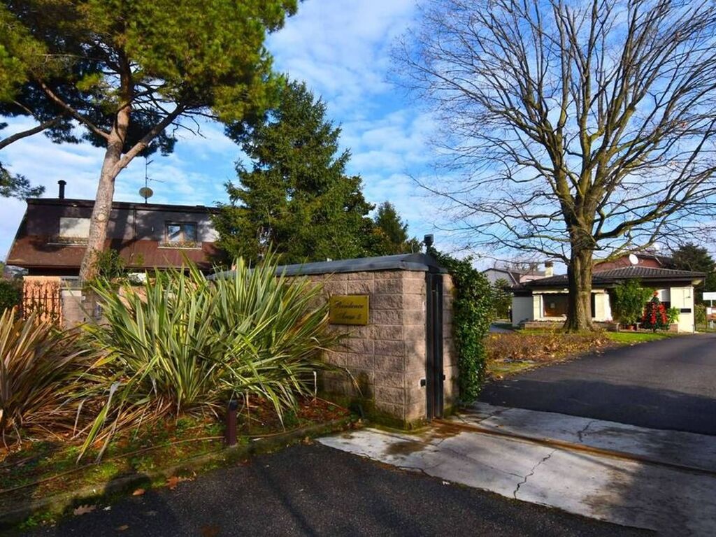Maison de luxe à vendre à Arese, 620 000 €, Photo 2