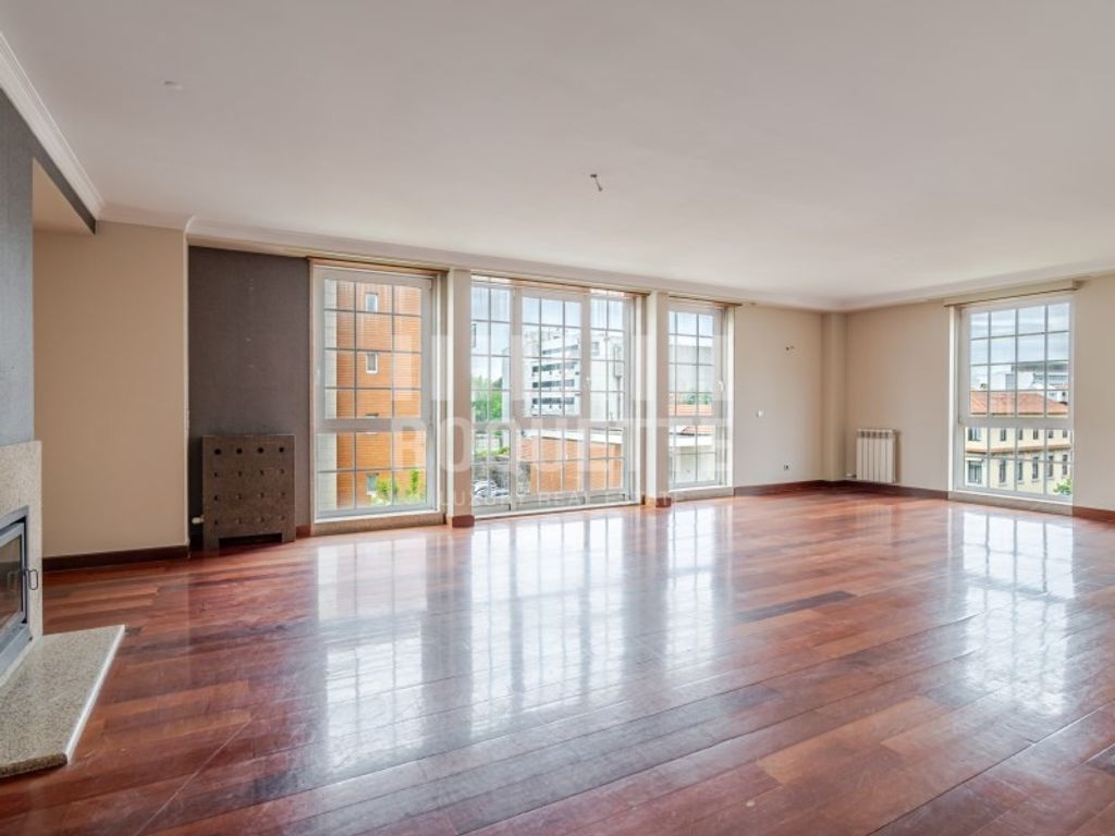 Appartement de luxe à vendre à Porto, 1 200 000 €, Photo 3