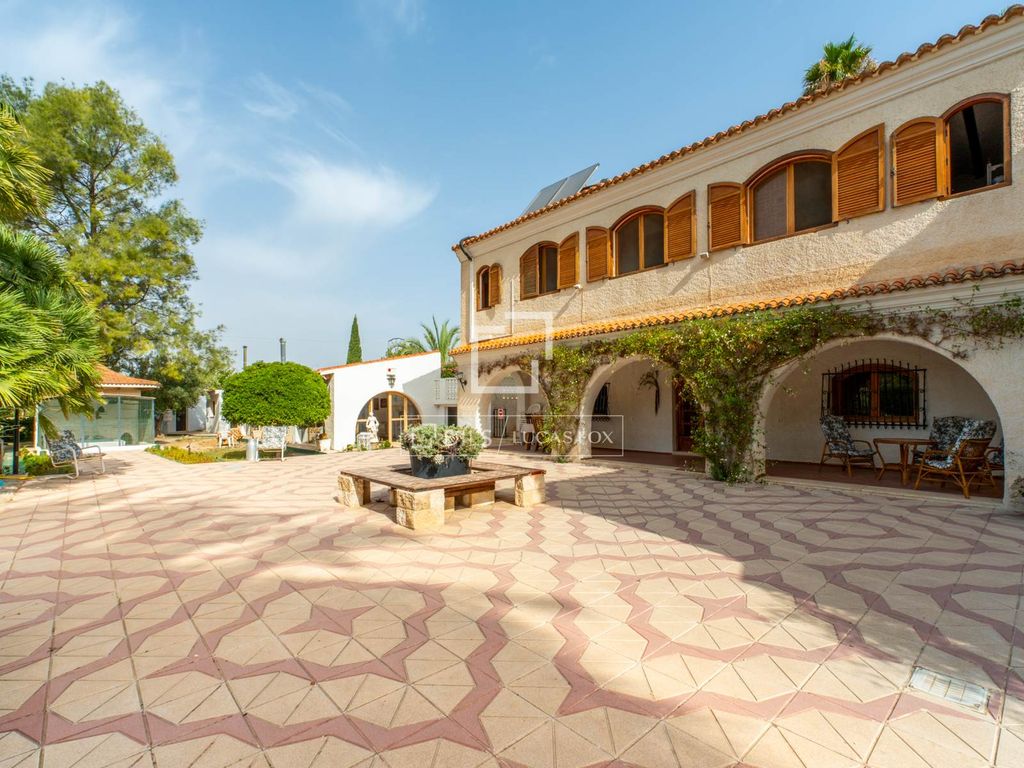 Maison de luxe à vendre à Elda, 799 000 €, Photo 3