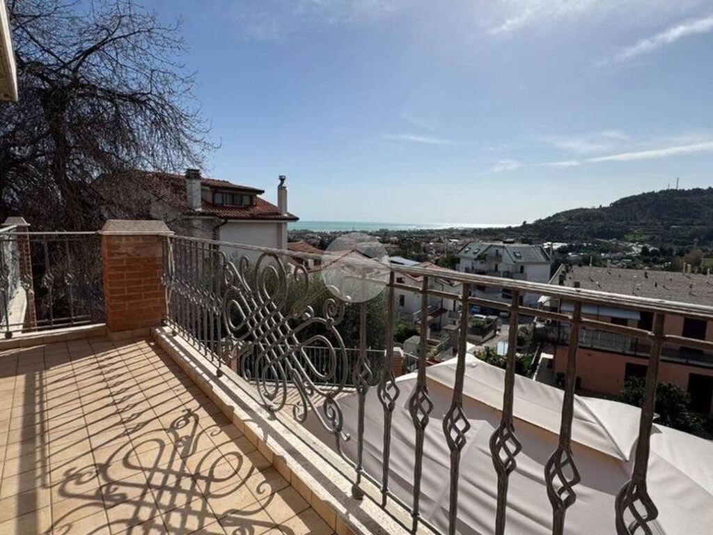 Maison de luxe à vendre à Grottammare, 800 000 €, Photo 4