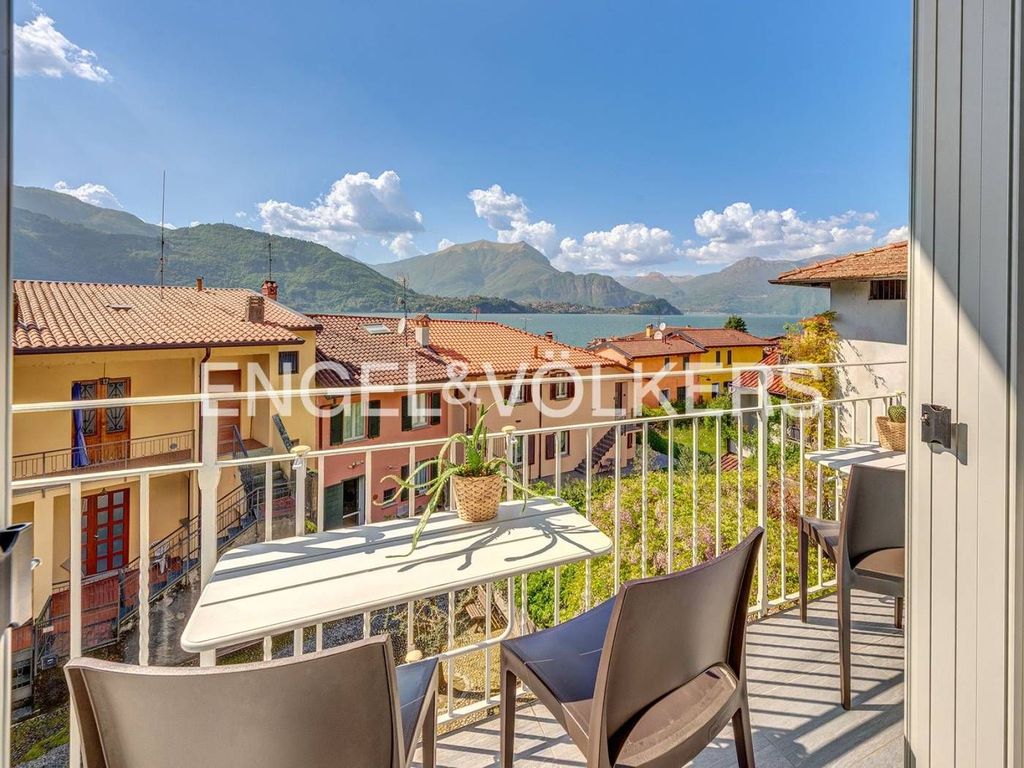 Luxury House for sale in Lierna, 750 000 €, Photo 1
