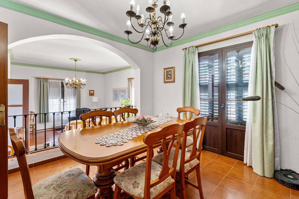 Luxury House for sale in Benalmádena, 950 000 €, Photo 5