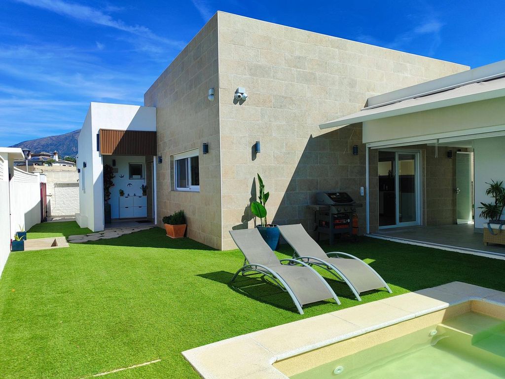 Maison de luxe à vendre à Mijas, 735 000 €, Photo 1