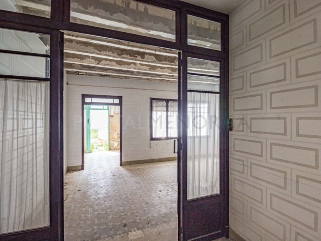 Maison de luxe à vendre à Maó, 590 000 €, Photo 1