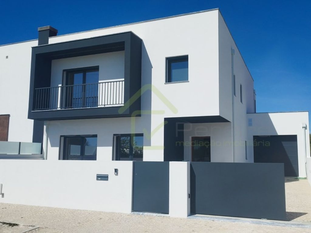 Maison de luxe à vendre à Torres Vedras, 620 000 €, Photo 1
