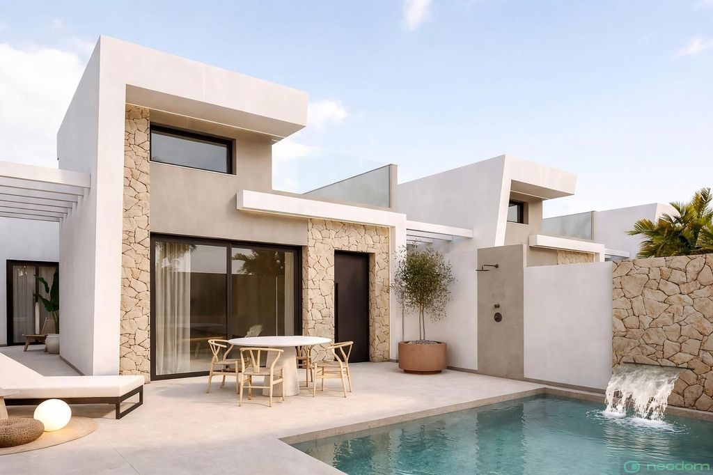 Luxury House for sale in Murcia, 453 000 €, Photo 1