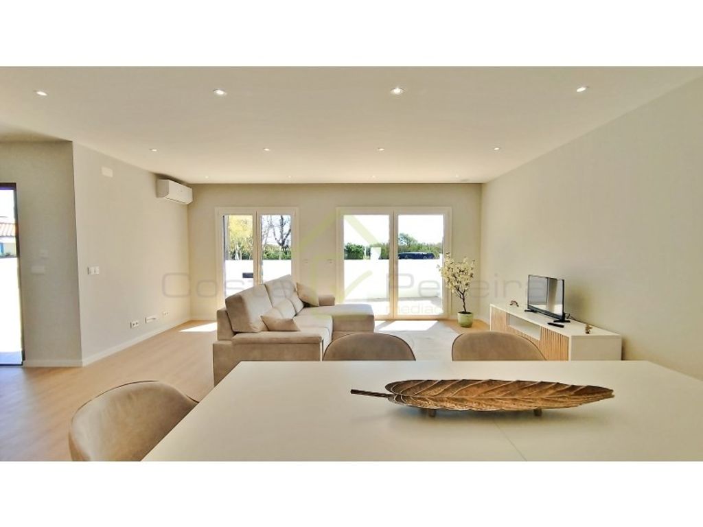 Maison de luxe à vendre à Torres Vedras, 620 000 €, Photo 2