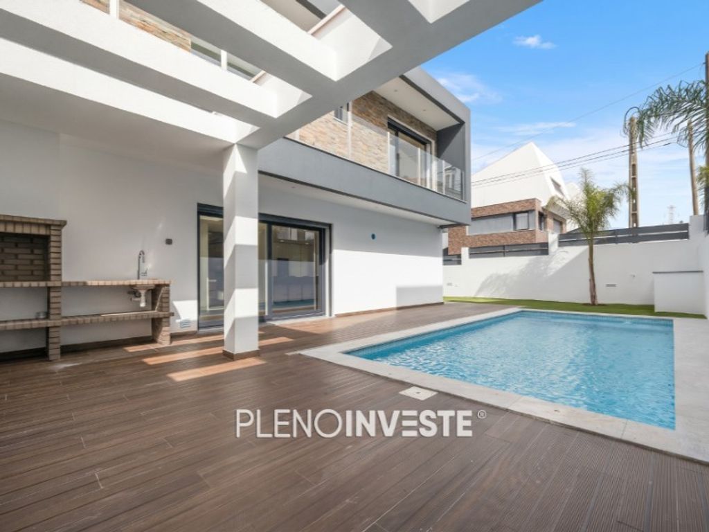 Luxury House for sale in Seixal, 755 000 €, Photo 2
