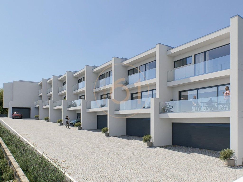 Luxury House for sale in Gondomar, 590 000 €, Photo 3