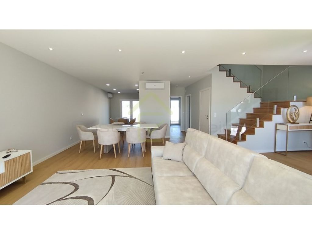 Maison de luxe à vendre à Torres Vedras, 620 000 €, Photo 3