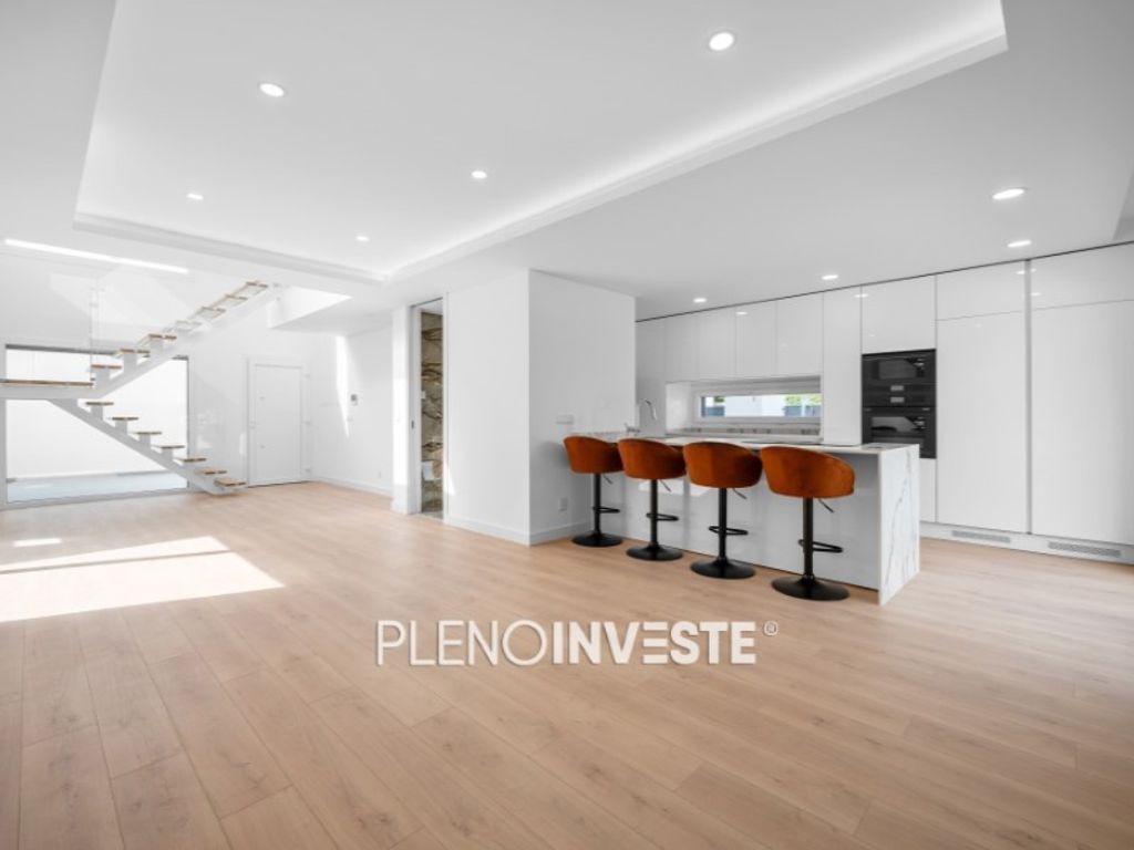 Luxury House for sale in Seixal, 755 000 €, Photo 5