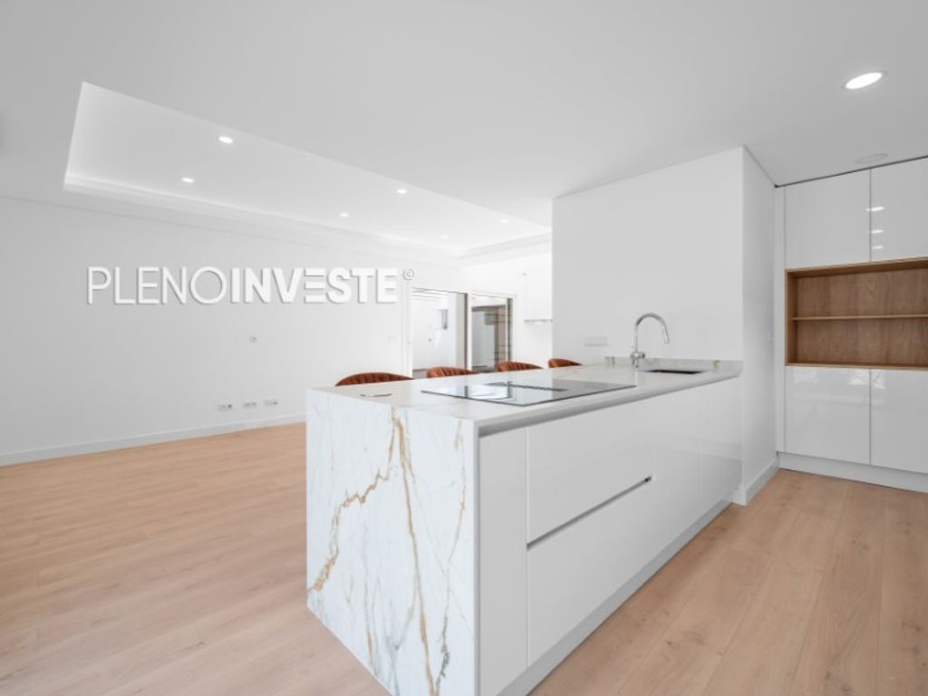 Luxury House for sale in Seixal, 755 000 €, Photo 7