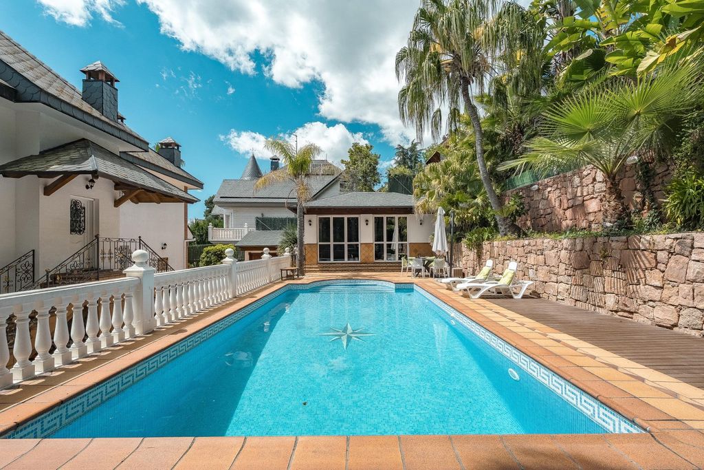 Luxury House for sale in Pallejà, 1 100 000 €, Photo 2