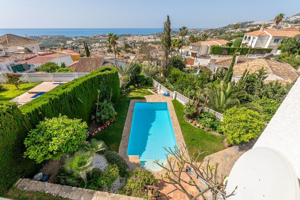 Luxury House for sale in Benalmádena, 979 999 €, Photo 2